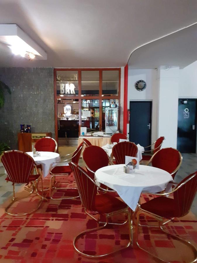 Hotel Apollo Valašské Meziříčí Eksteriør bilde